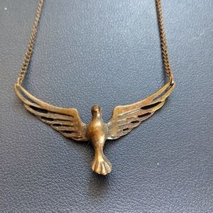 Accessories 3/$12: Bird Necklace